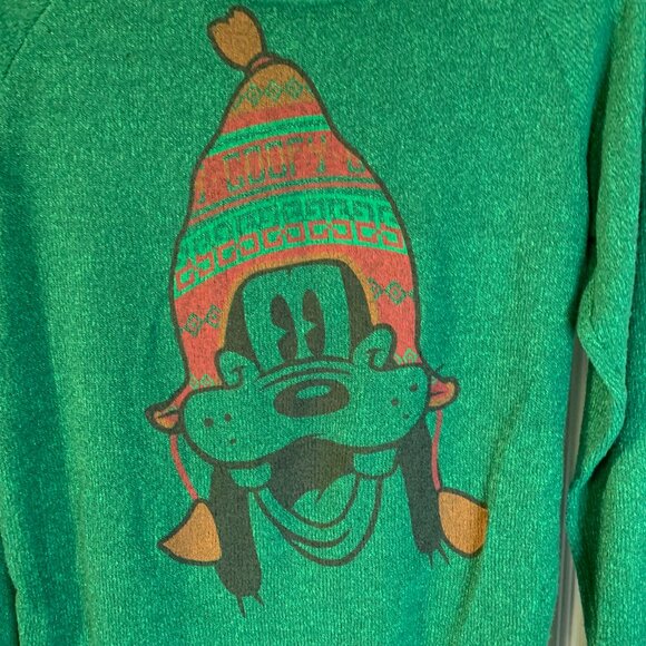 Disney Parks Women's Christmas Goofy Top Size S Green Holiday Lightweight Knit - Picture 2 of 6